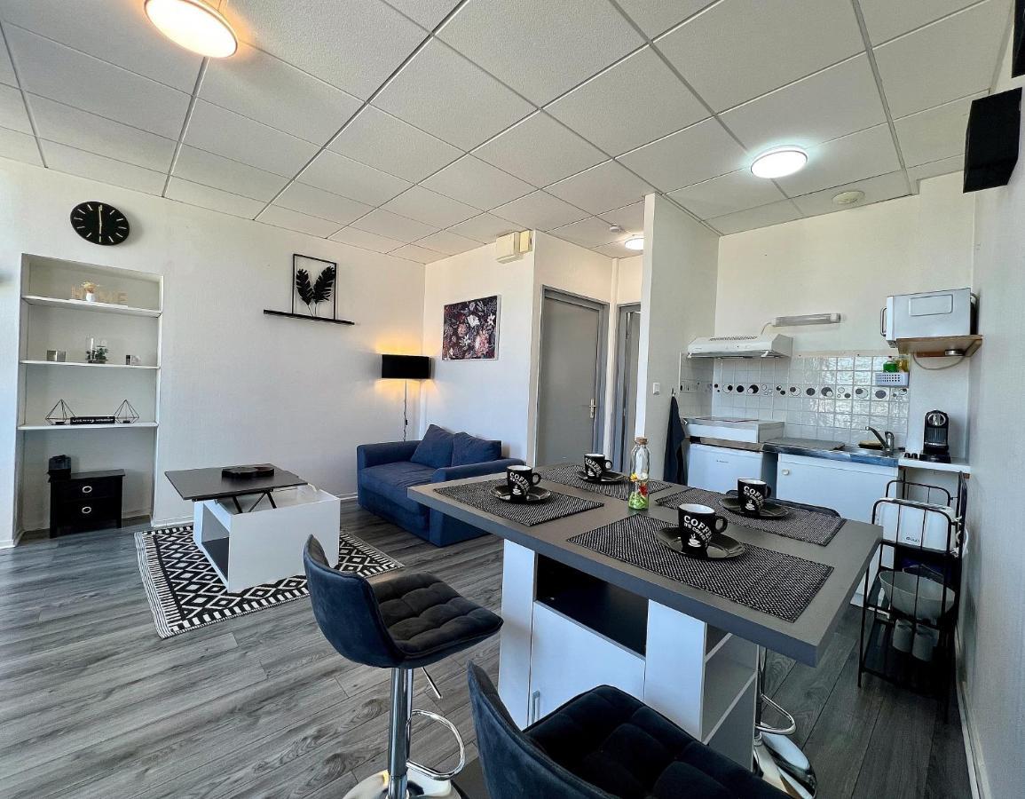 Апартаменти Le Myvi - Wifi - Hyper Centre Коньяк Екстер'єр фото